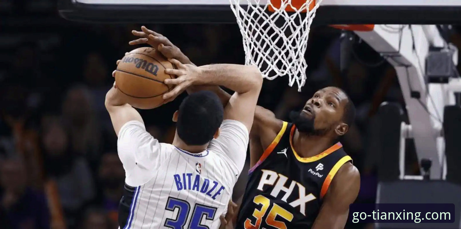 火箭主场大胜尼克斯获三连胜，杜兰特全能表现引领团队攻势